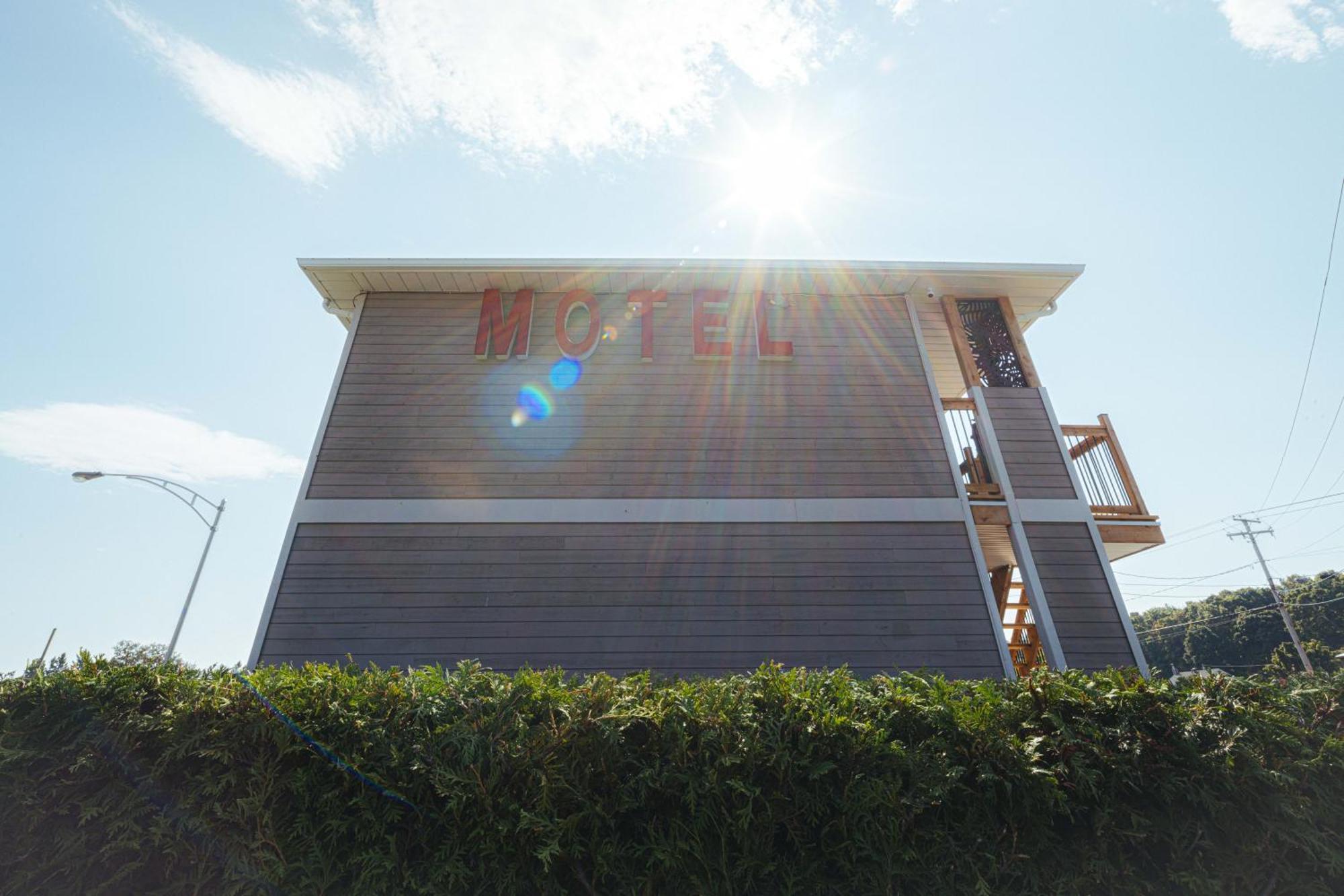 Motel Le Point De Vue La Malbaie Kültér fotó