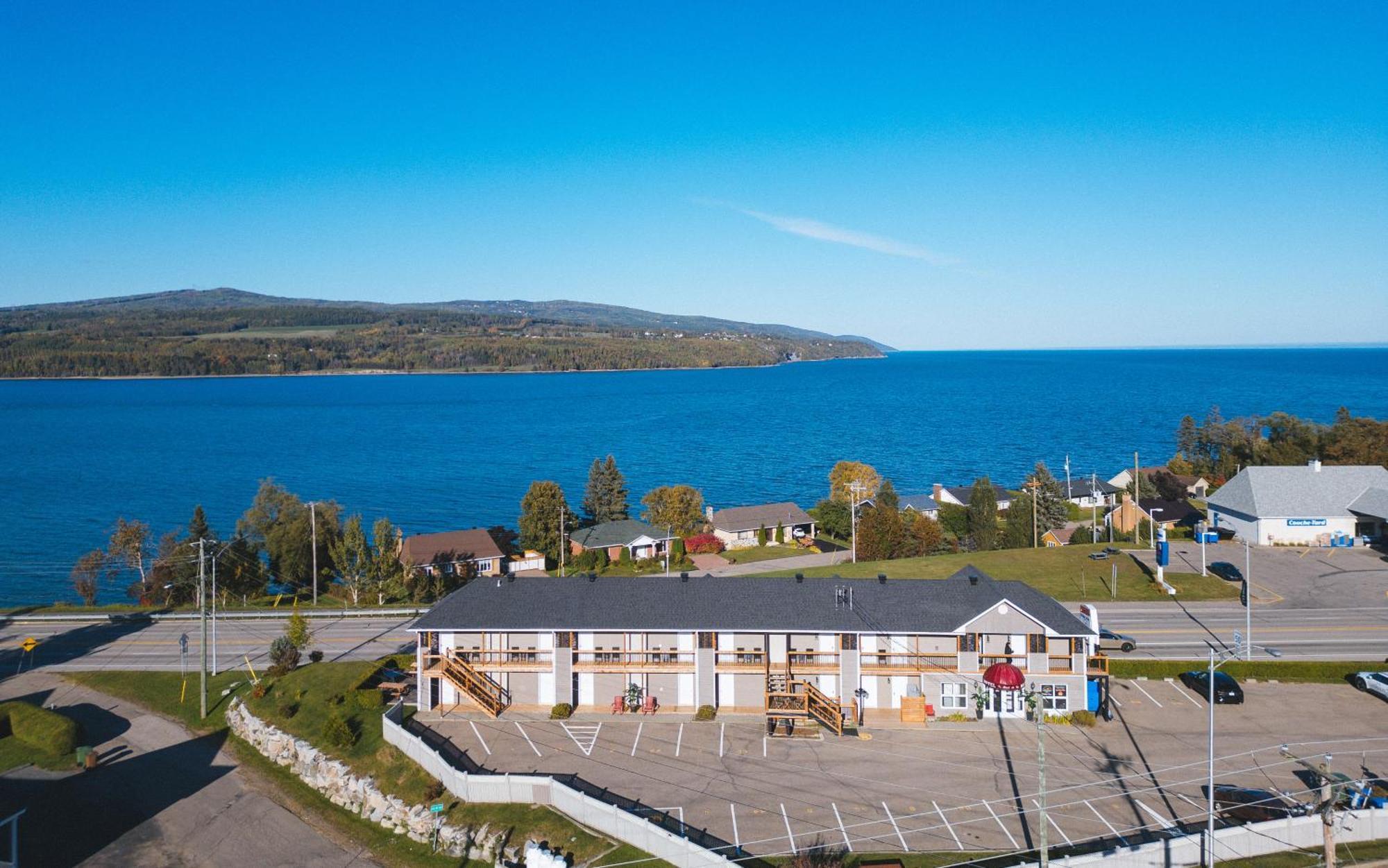 Motel Le Point De Vue La Malbaie Kültér fotó